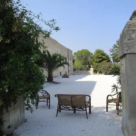 Masseria Specchiulla Casa de Férias *